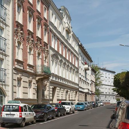 Apartment Krakow Arianska By Renters Prestige Exterior photo