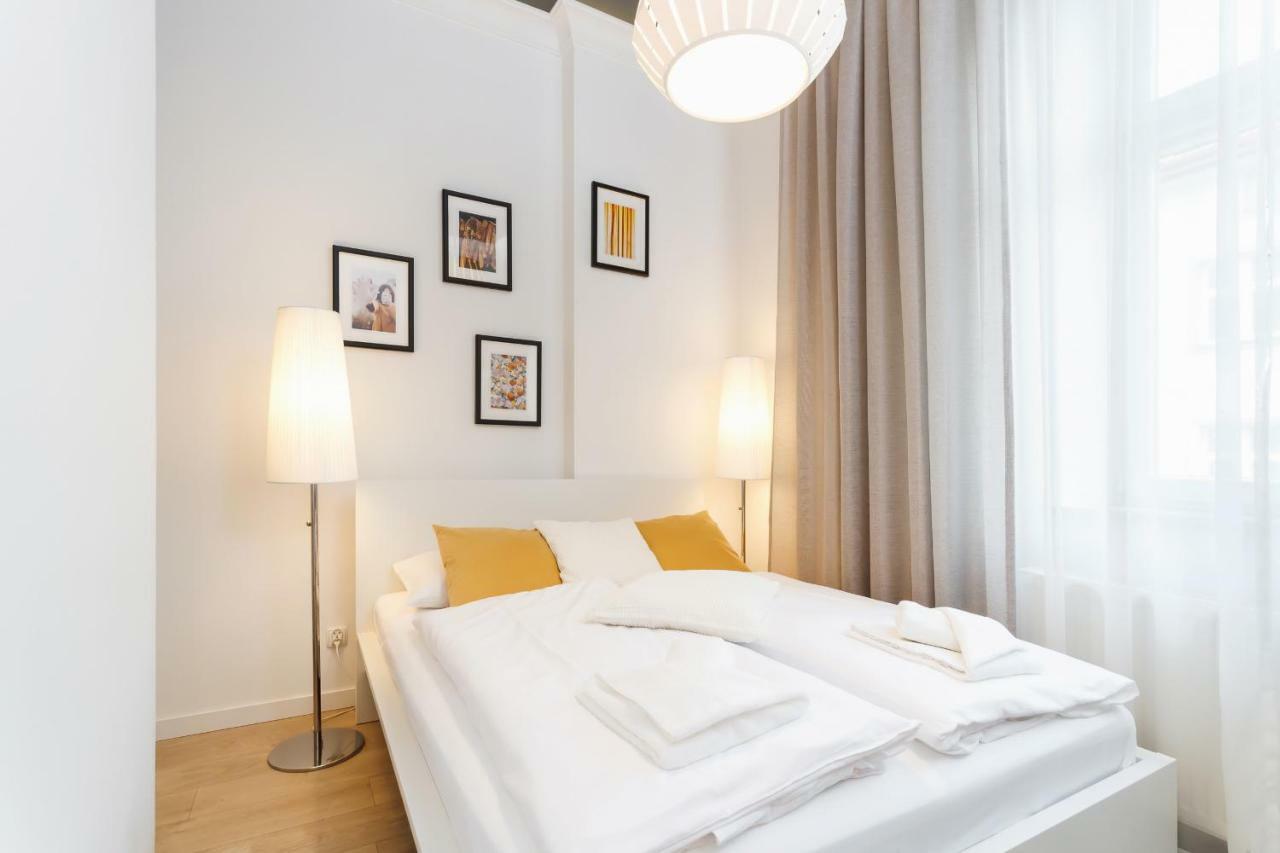 Apartment Krakow Arianska By Renters Prestige Exterior photo